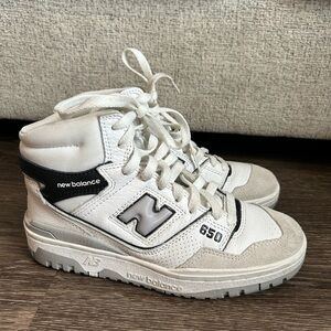 New Balance 650 White and Gray Suede Sneakers Size 6 Hightop